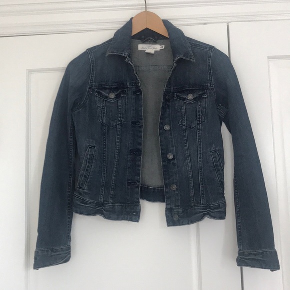 H&M Jackets & Blazers - H&M denim jacket size 6